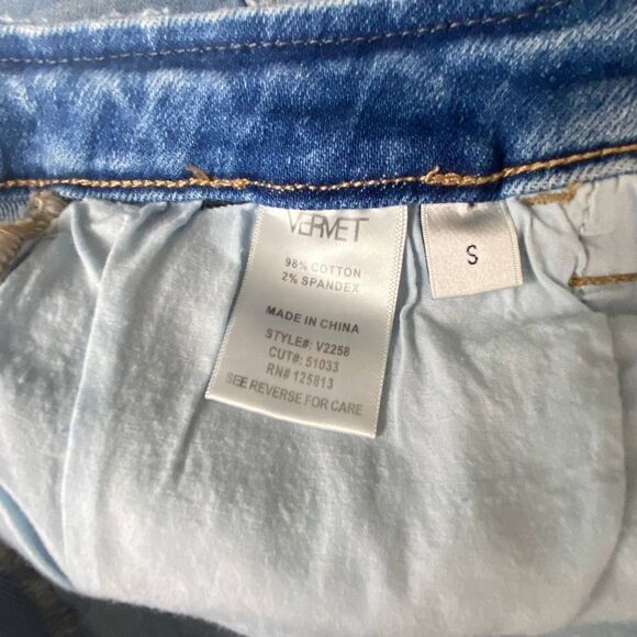 Vervet Jeans Cortney Stretch Mom Denim Shorts for Women - Picture 6 of 6